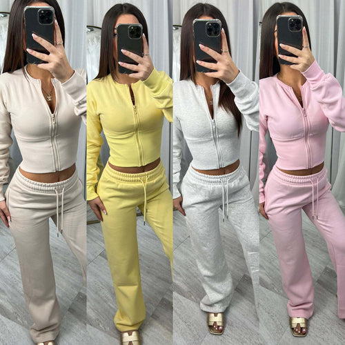 Damer sporty to-dels sæt med cropped zip pullover og komfortable joggers Skovae