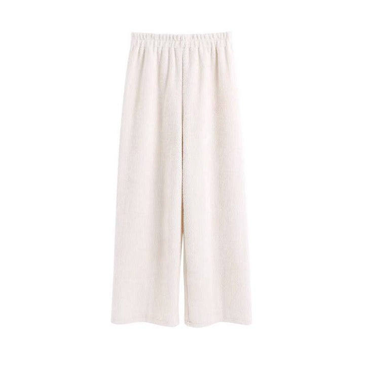 Kvinders strikket loungewear sæt med elegant rullehals og luksuriøse materialer Skovae