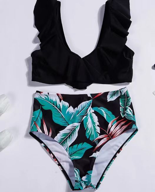 Dame bikini sæt med elegant rynket top og højt skåret trusse Stilla
