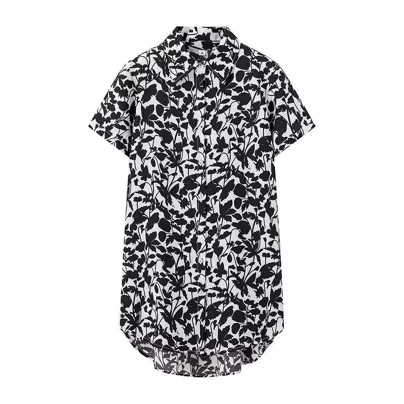 Dame Kortærmet Bluse med blomstret print og gennemført snit Stilla