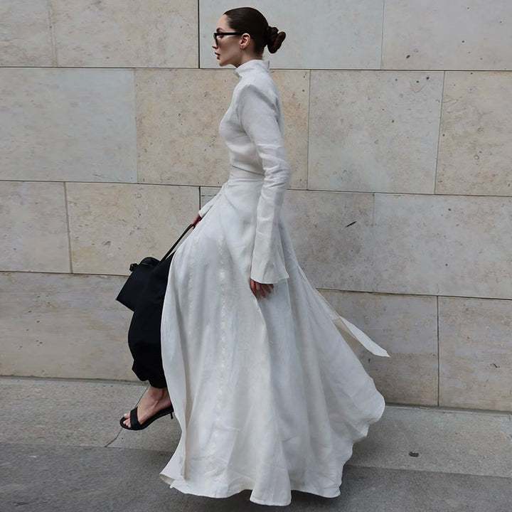 Dame elegant maxikjole med asymmetrisk snit og høj krave Stilla
