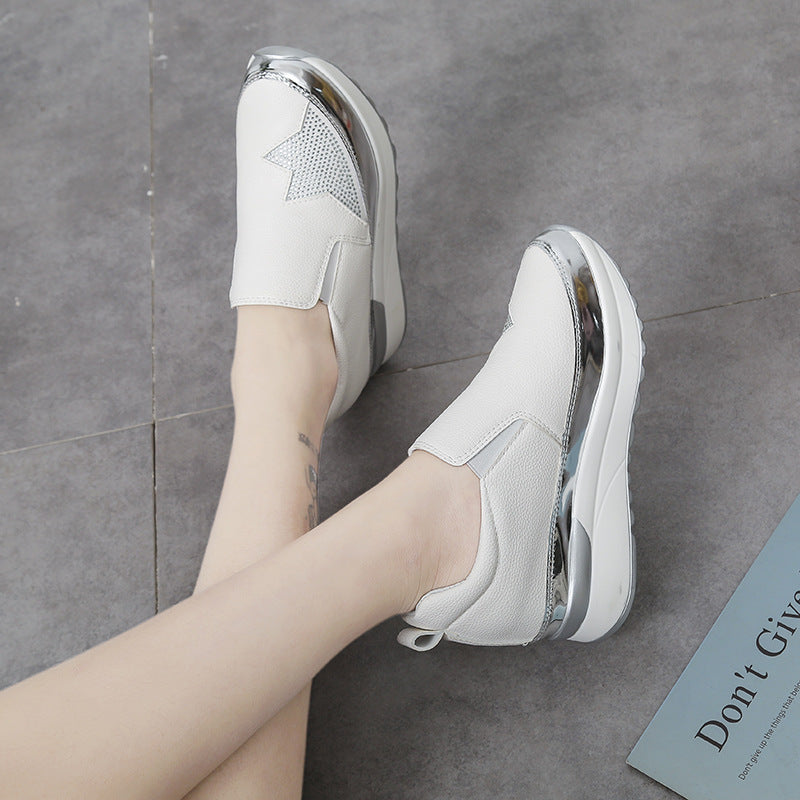 Dame Slip-On Fashion Sneakers med moderne stjerne-design og komfortabel dæmpning Stilla