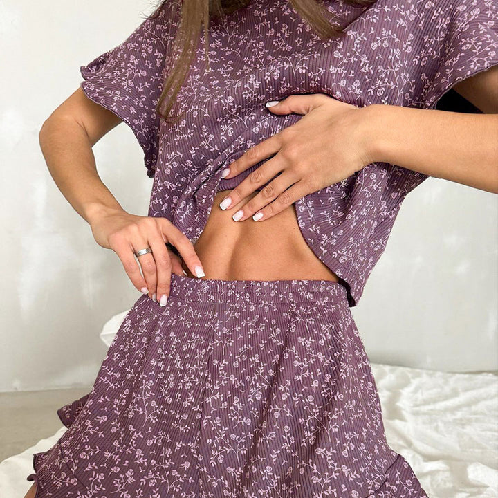 Dame afslappende Top- og shorts-sæt med legende blomsterprint og voluminøse ærmer Stilla