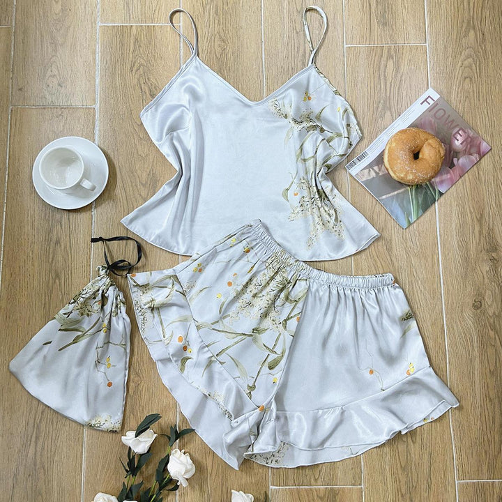 Dame satinere pyjamasæt med blomsterprint Stilla