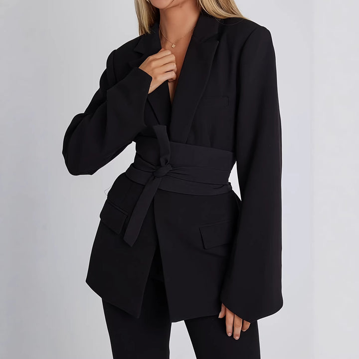Dame elegant blazer med tætsiddende snit og praktisk bælte Skovae