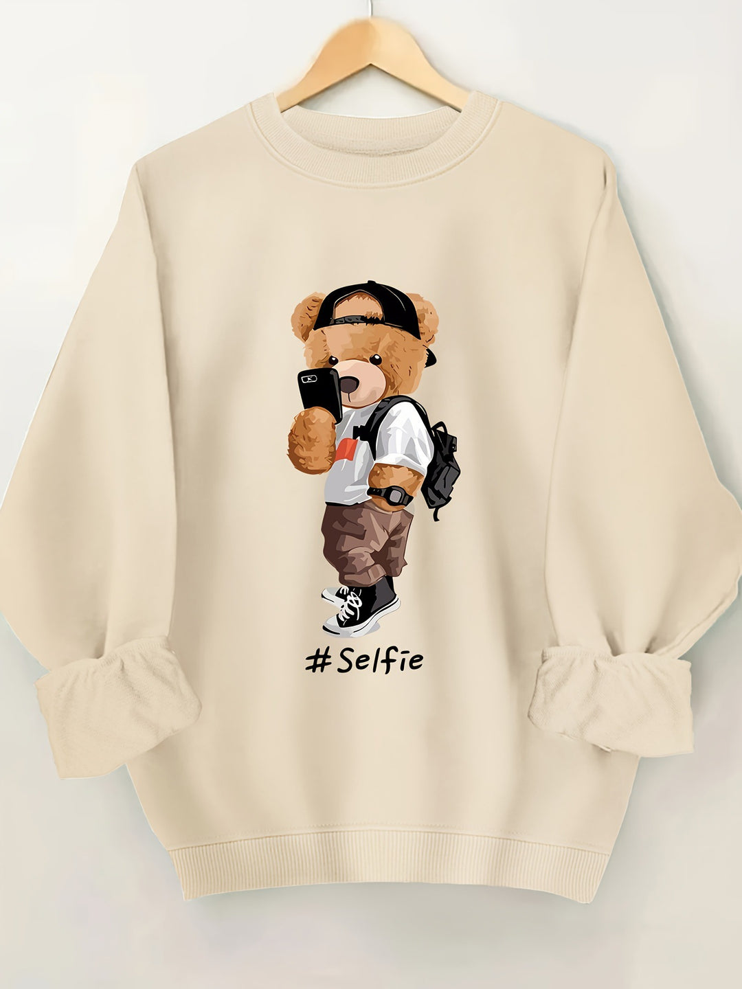 Dame sweatshirt med kunstnerisk bjørnedesign og afslappet pasform Stilla