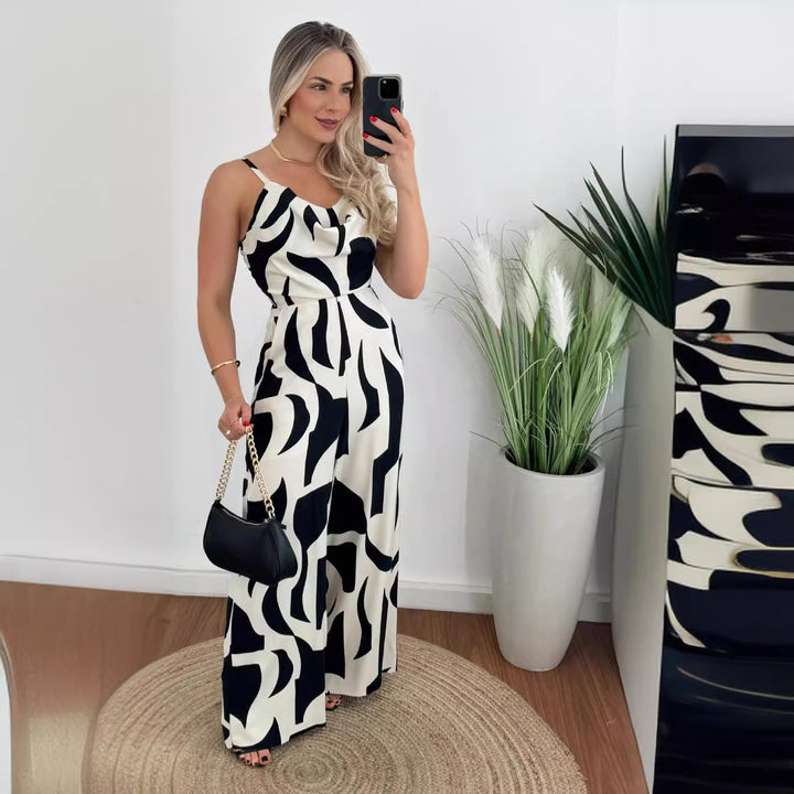 Dame jumpsuit med elegant vandfaldsudskæring og brede ben Skovae