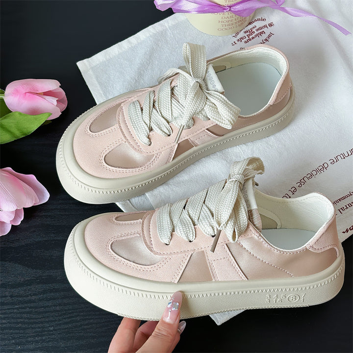 Dame Sneakers med åndbart overmateriale og komfortabelt snøresystem Stilla