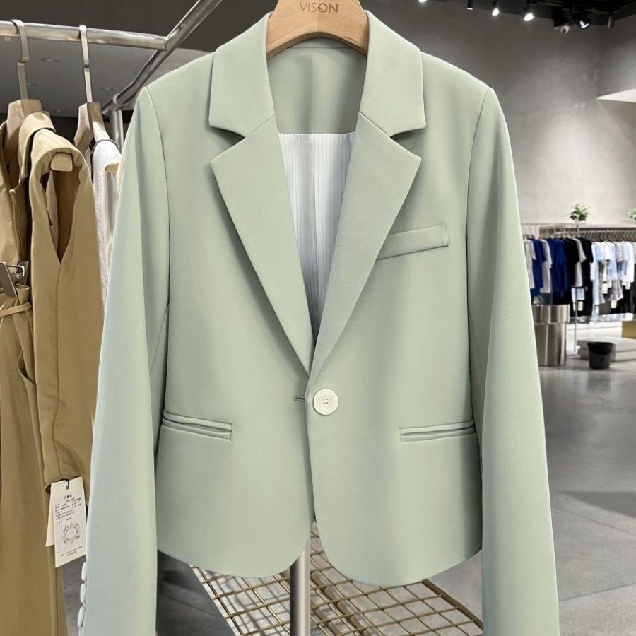 Damer Elegant og skræddersyet blazer med slanke klapper Stilla