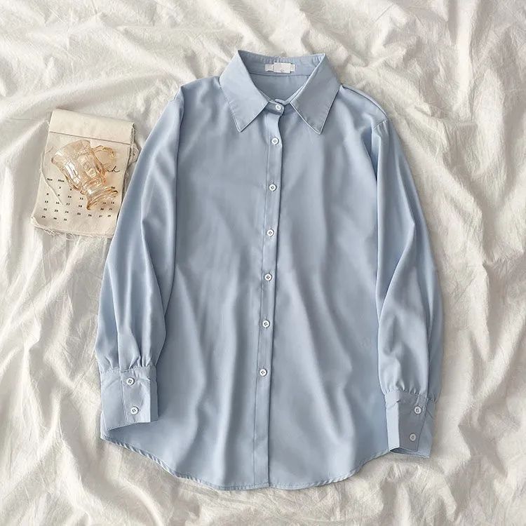 Kvinders elegante bluse med voluminøse ærmer Stilla