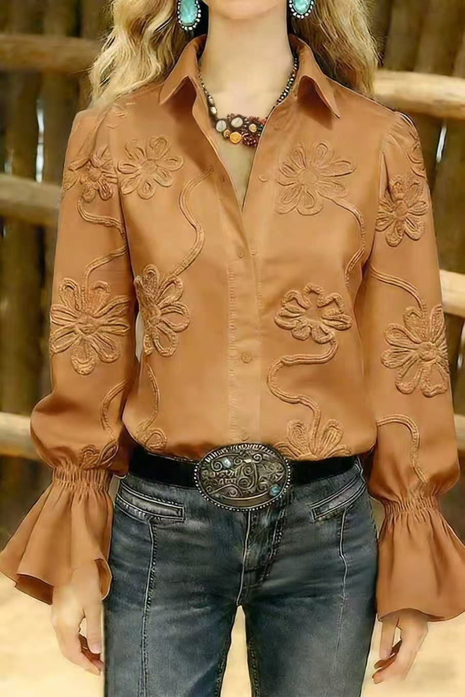 Dame elegant bluse med blomsterbroderi og voluminøse ærmer Skovae