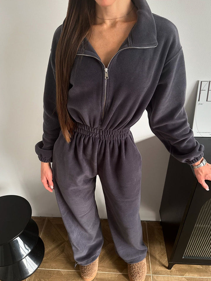 Damer behagelig og stilfuld fleece-jumpsuit Stilla