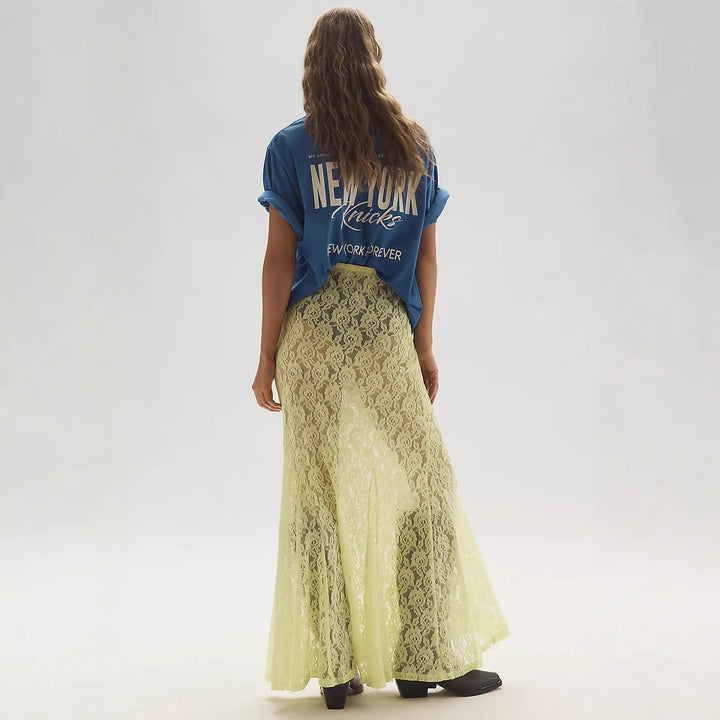 Dame afslappet T-shirt med coolt tryk og oversized skæring Skovae