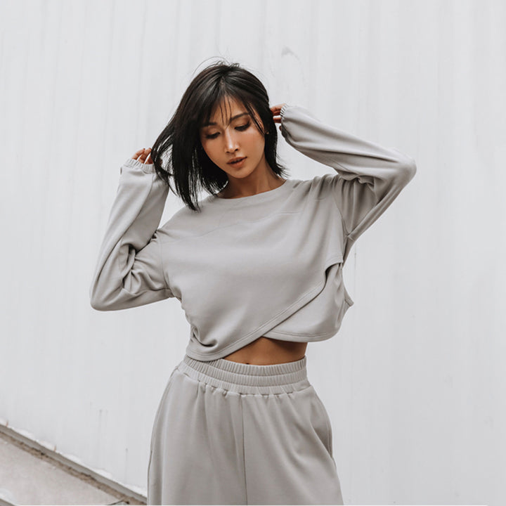 Kvinder Cropped Sweatshirt og Bred Joggingbuks Sæt Skovae