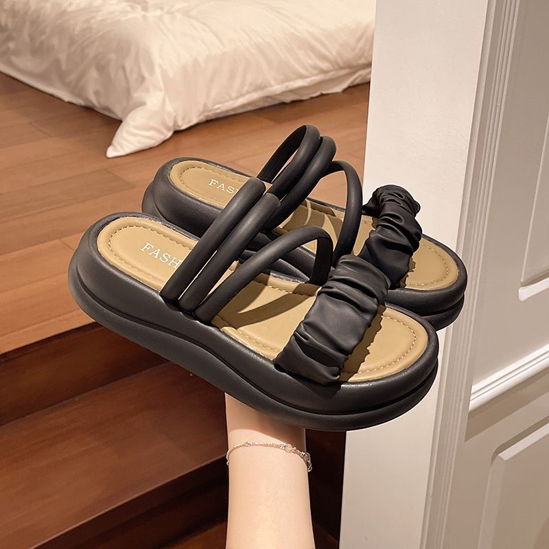 Dame remsandaler med moderne ruffle-design og ergonomisk dæmpning Stilla
