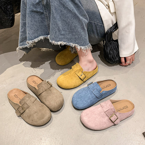 Dame Clogs lavet af høj kvalitet velour læder med justerbart spænde-detalje Stilla