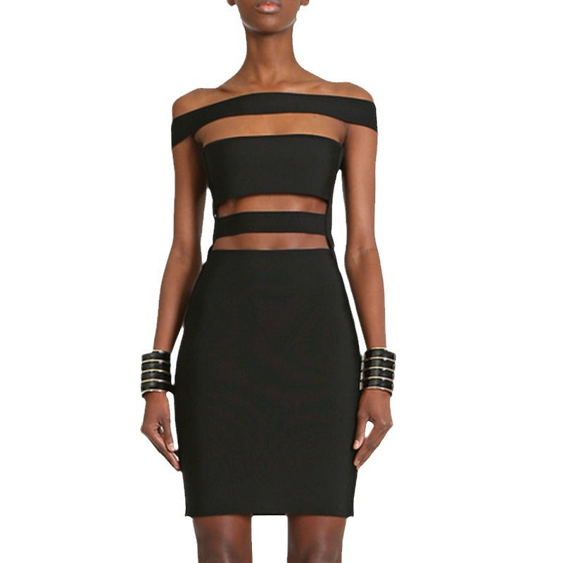 Dame figursyet kjole med off-shoulder design og cut-out-elementer Stilla