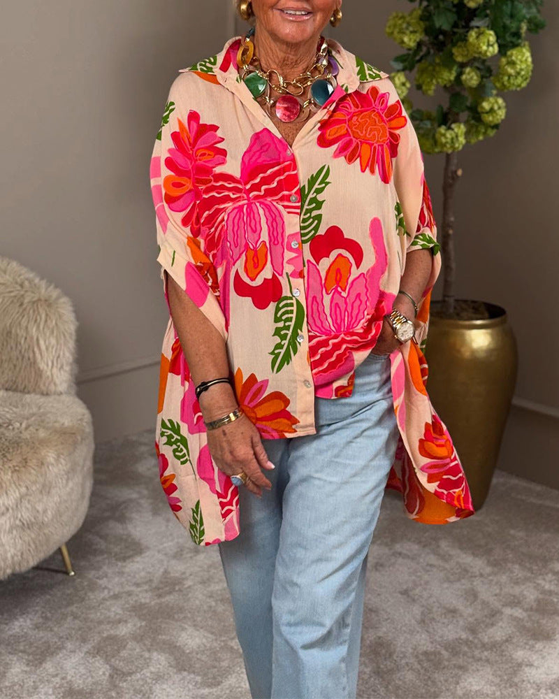Kvinder's flydende kimono bluse med farverigt blomsterdesign Stilla