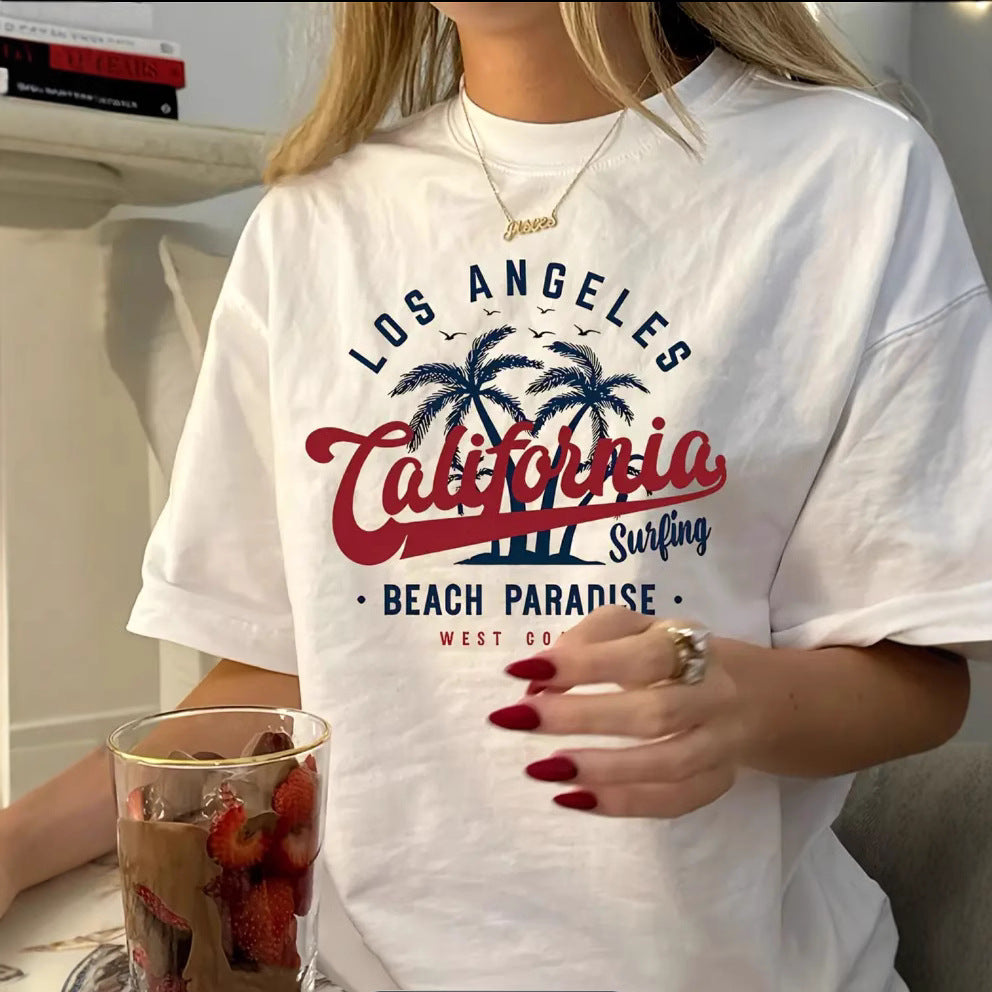 Dame T-shirt med afslappet California Surf-design og cool skrift Stilla