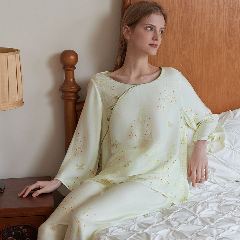 Dame Lounge-Pyjama-Sæt med elegant blomstret design og behagelig pasform Stilla