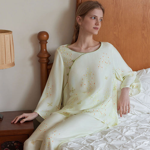 Dame Lounge-Pyjama-Sæt med elegant blomstret design og behagelig pasform Stilla