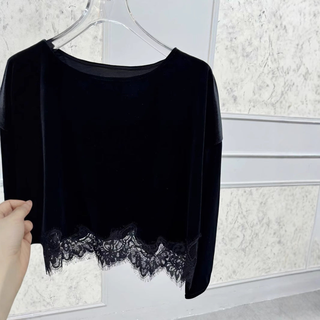 Dame elegant kortærmet bluse med spidsafslutning og afslappet snit Stilla