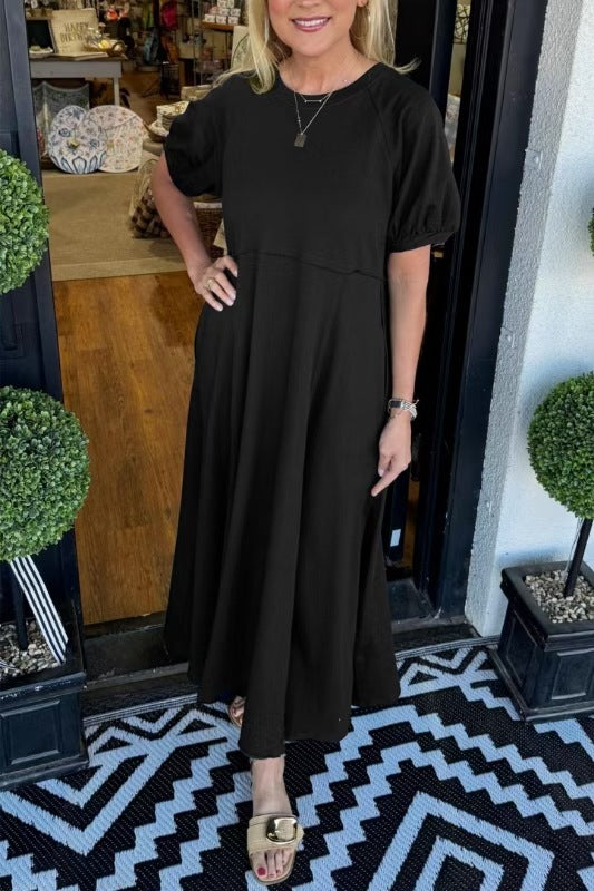 Dame maxikjole med svajende snit og elegante puffærmer Stilla