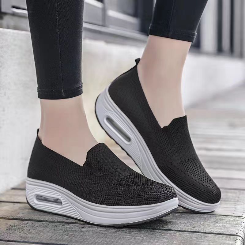 Dame sporty Slip-On sneakers med åndbart netværk og dæmpende sål Stilla