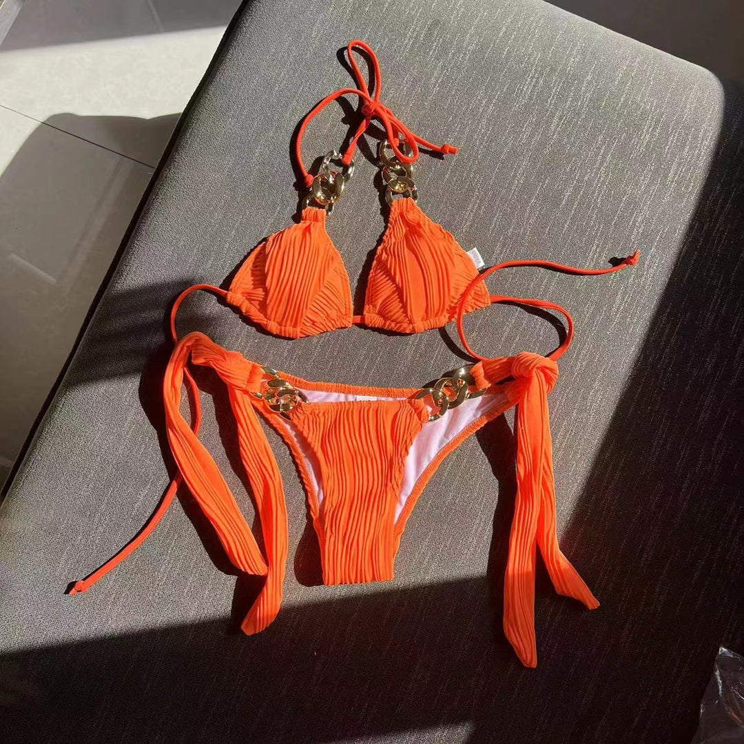 Dame Bikini-sæt med raffinerede plissé-detaljer og gyldne accenter Stilla