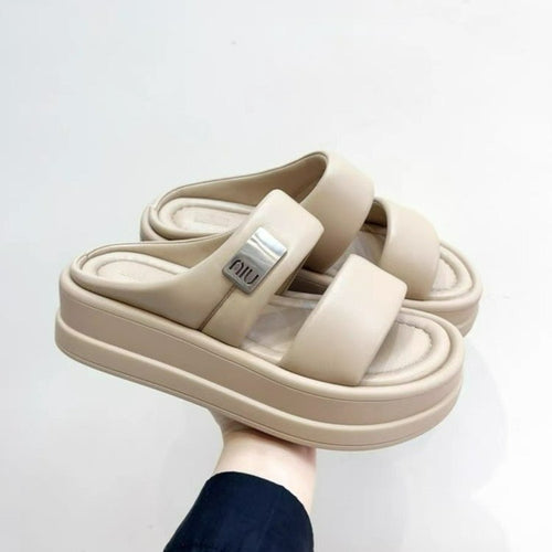 Dame Komfortable Plateau-Sandaler med brede remme og ergonomisk fodseng Stilla