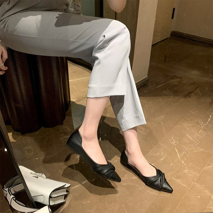 Dame elegante spidse pumps med raffineret knude-detalje Stilla