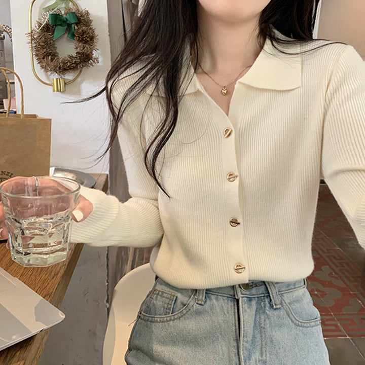 Kvinder Elegant Strikket Sweater med Knap Detaljer og Fin Rib Mønster Stilla