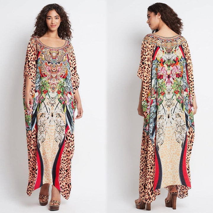 Dame Kaftan med kunstfærdigt dyremønster og glamourøse detaljer Stilla