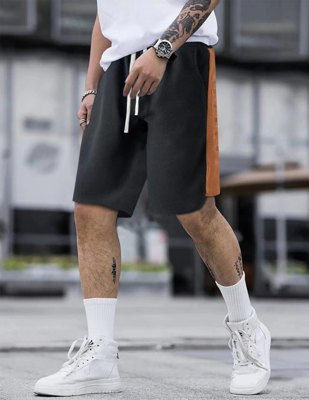 Herren Komfortable Sportshorts med sidefarvekontrast og elastisk talje Stilla