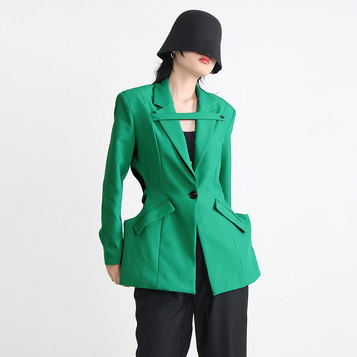 Dame asymmetrisk blazer med innovativ skæring og struktureret design Stilla