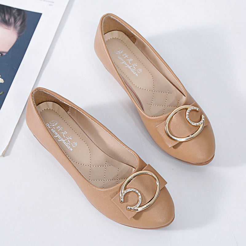 Dame Ballerinas med dekorativt smykkedetalje og komfortabel sål Stilla