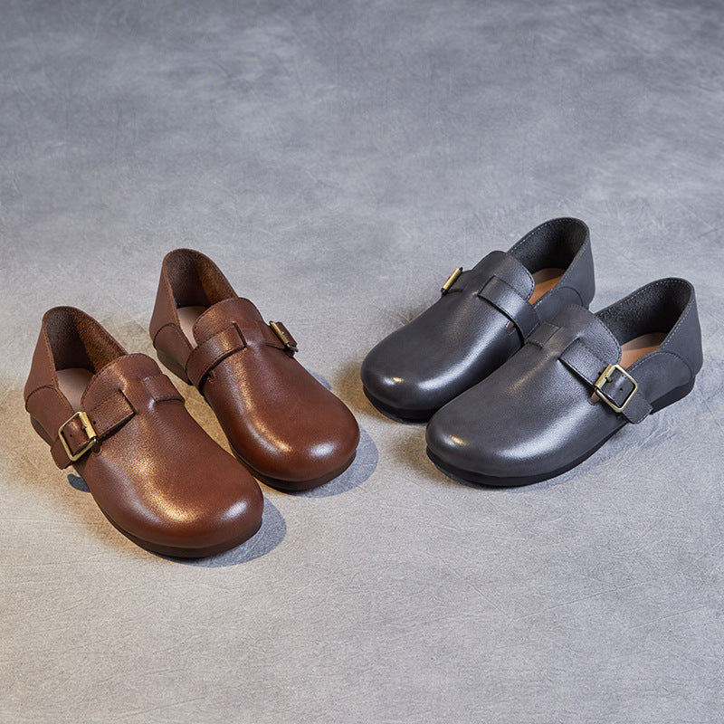 Dame læder slip-on clogs med smart spænde-detalje Stilla