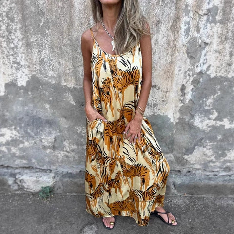 Dame Maxi-kjole med sidelommer og elegant dyreprint Stilla