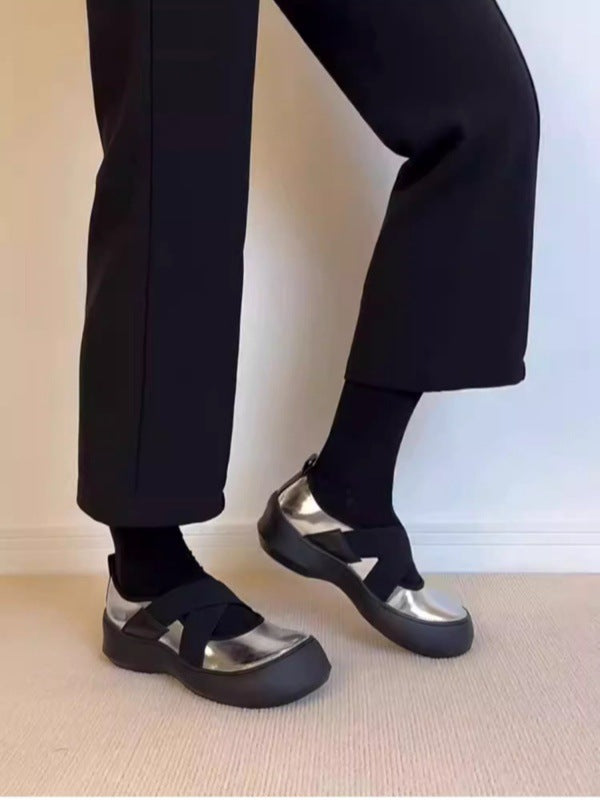 Dame modische sneakers med metallisk overflade og elastiske bånd Stilla