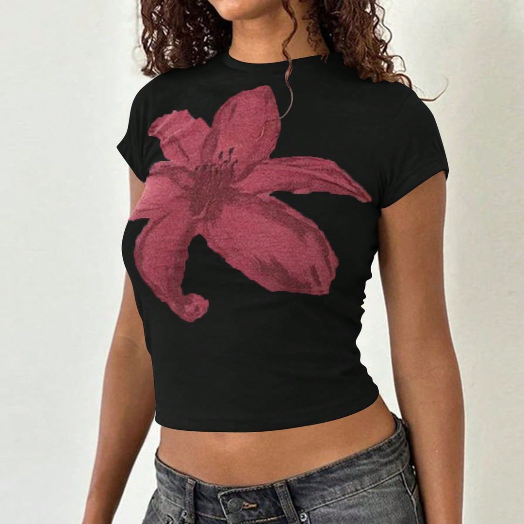 Dame Crop-T-Shirt med blomsterdesign og tætsiddende snit Skovae