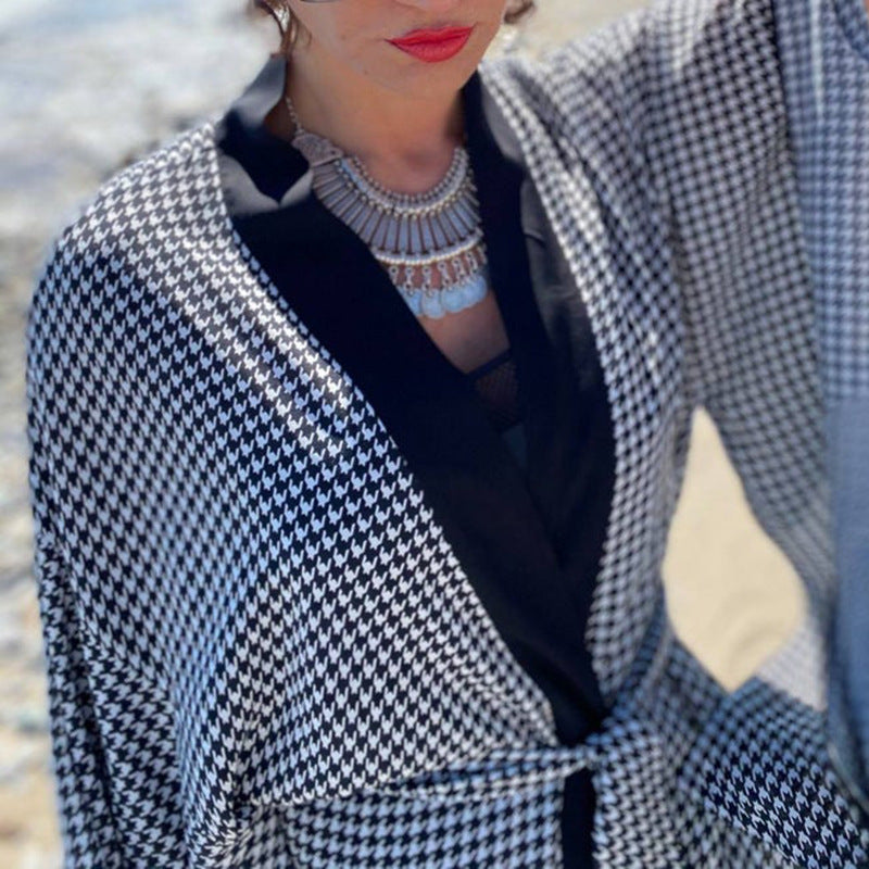 Dame Strandfrakke med elegant snit og moderne houndstooth mønster Stilla
