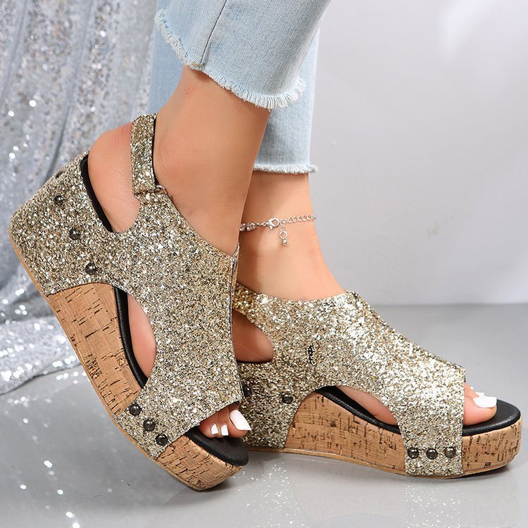 Dame wedge-sandaletter med glitrende overmateriale og moderne kork-detalje Stilla