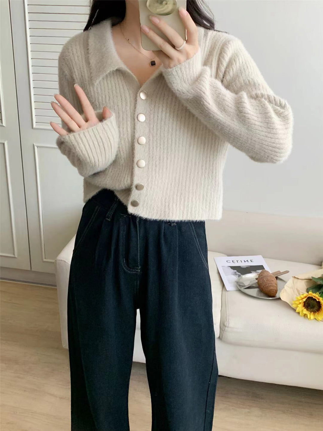 Dame Stilfuld Kort Cardigan med Knap Detaljer og V-Hals Stilla