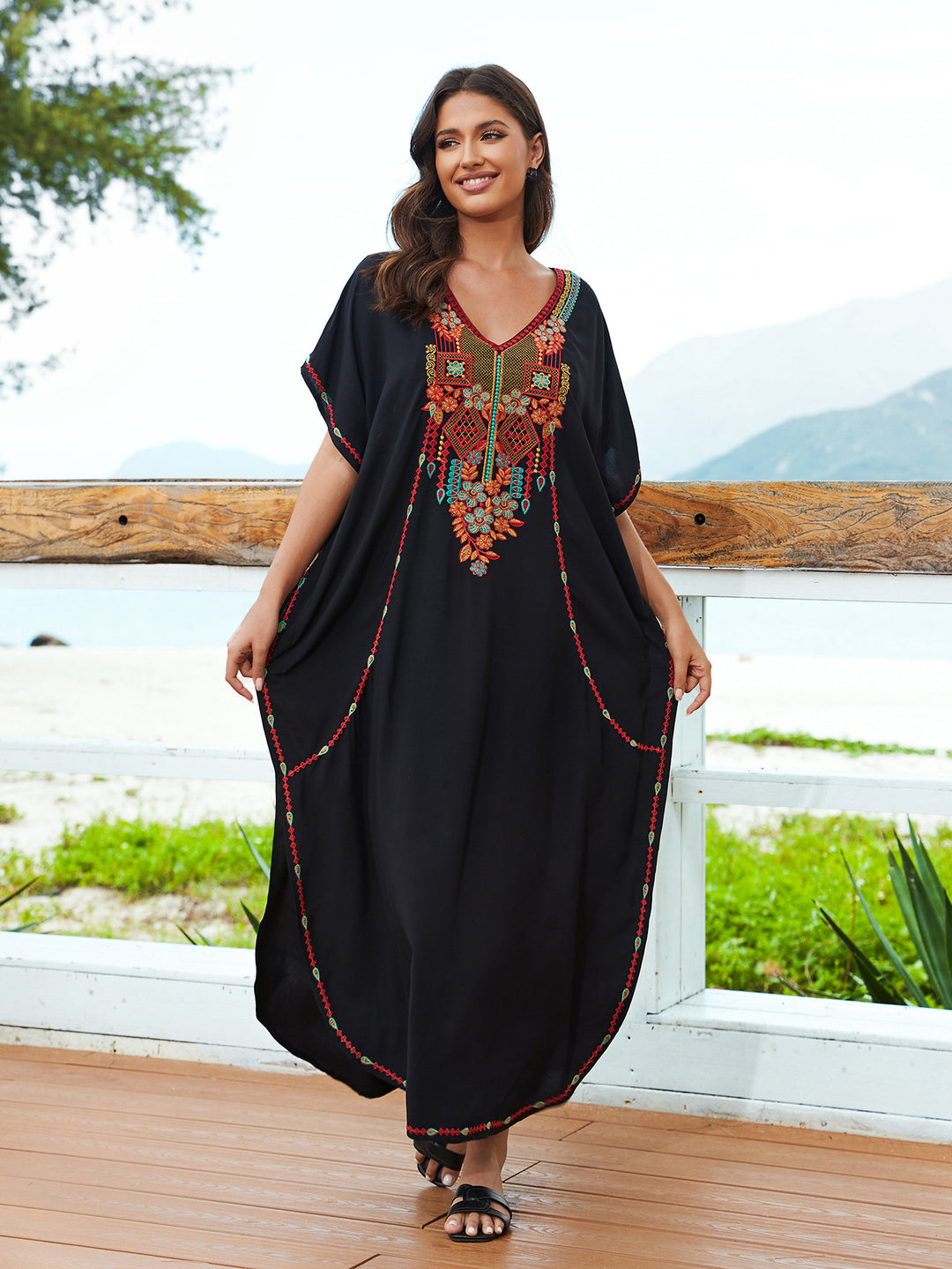 Dame Kaftan med detaljeret broderi og bred pasform Stilla