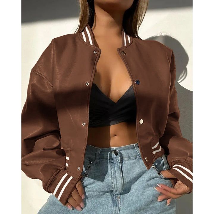 Kvindernes sporty faux læderjakke i klassisk varsity-stil med striber Stilla