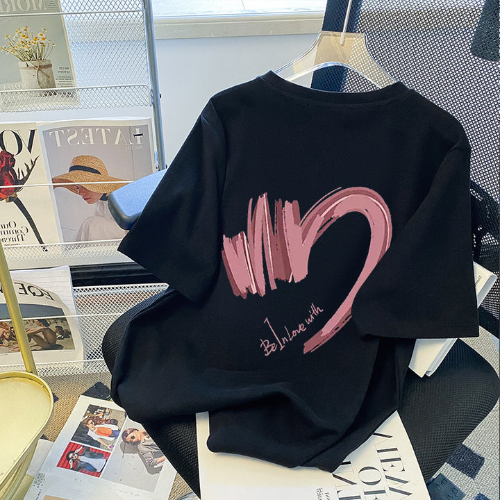 Dame T-shirt med moderne hjertemotiv og afslappet snit Stilla