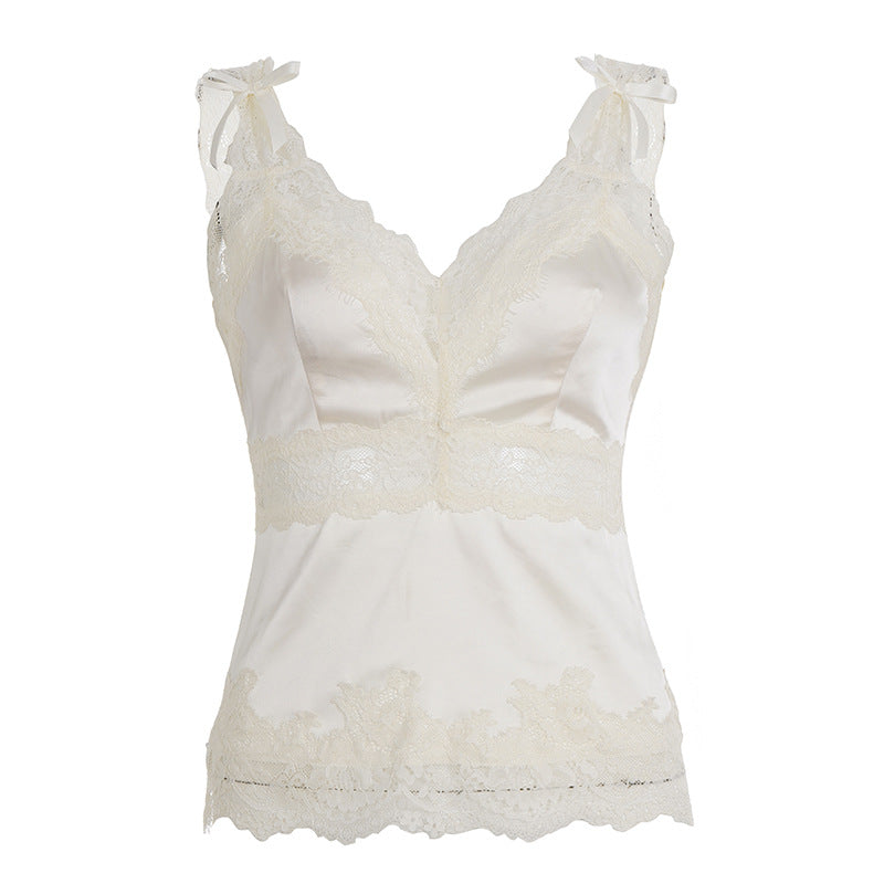 Dame natwear top med spids dekorationer Skovae