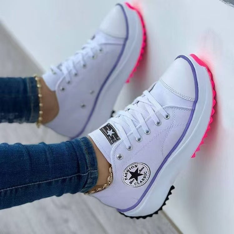 Dame Sneakers med lysaccenter og skridsikre såler Stilla