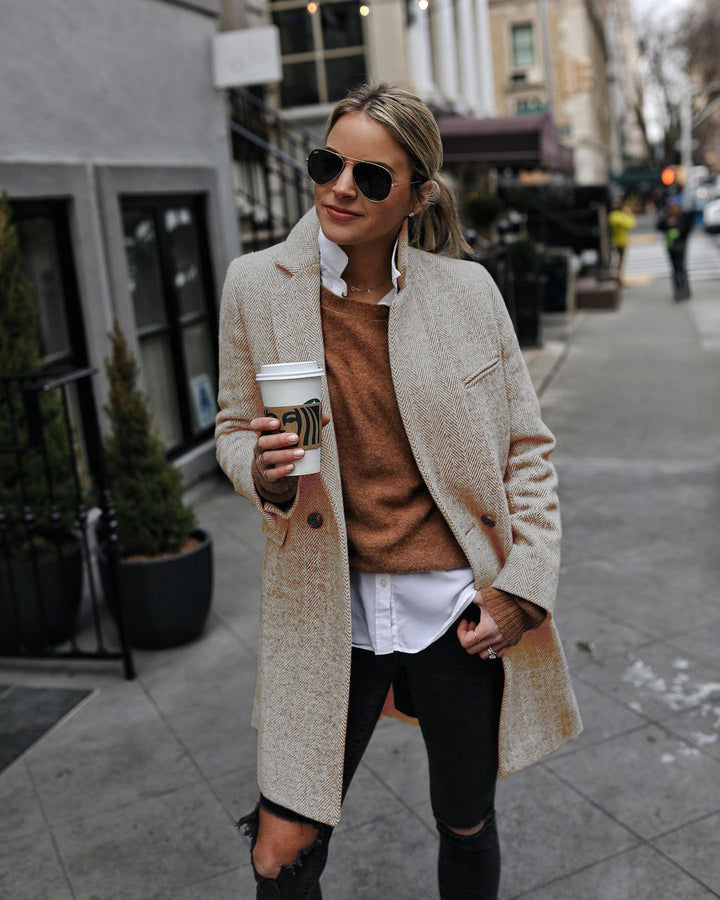 Dame Chic polstret lang blazer med struktureret design Stiila