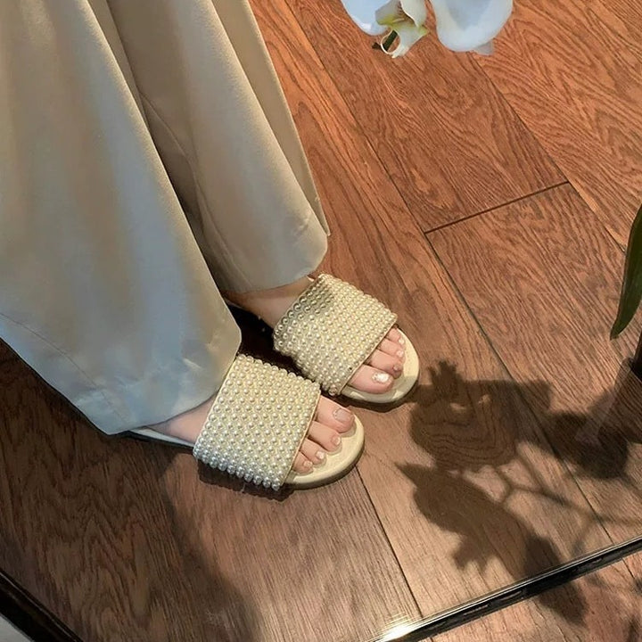 Dame slippers med luksuriøse perleaccenter og behageligt fodseng Stilla